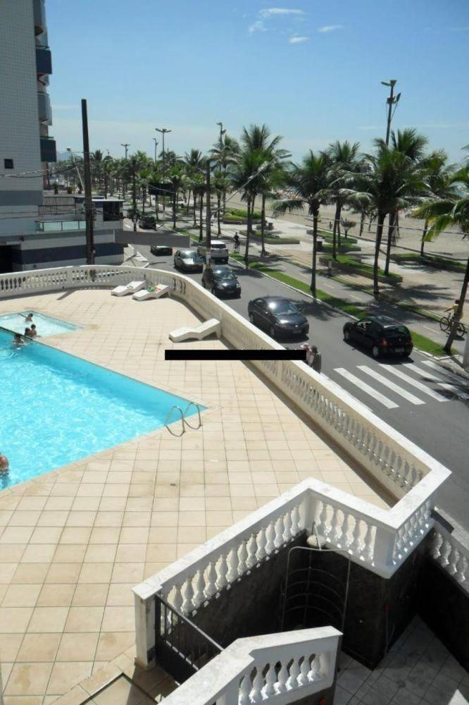 Apartamento Frente Ao Mar Com Varanda E Piscina Praia Grande  Ngoại thất bức ảnh